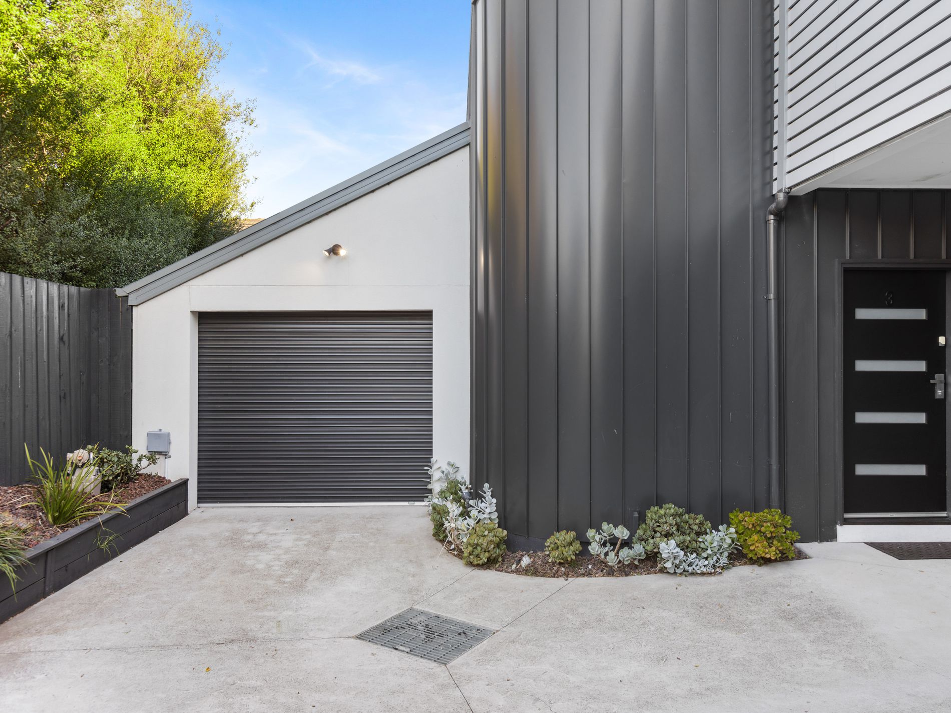 3 / 223 Woods Street, Newport