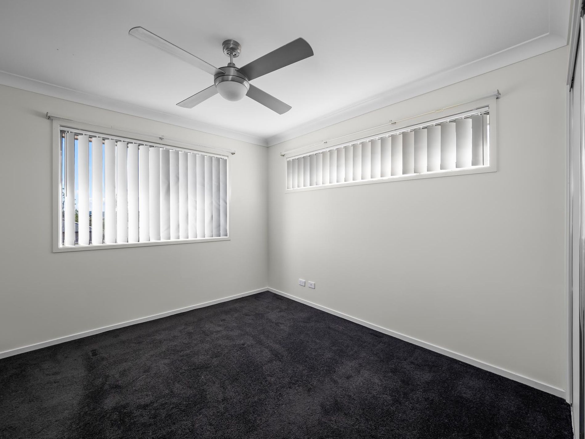 3 / 4 Banksia Road, Coomera