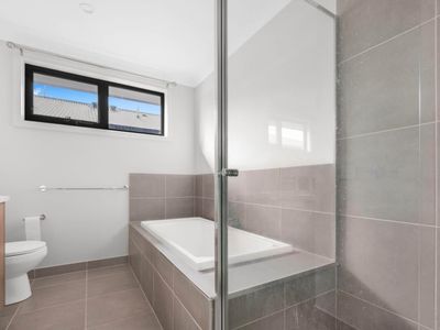 24 Quill Circuit, Kalkallo