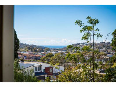 5 Bronwyn Close, Merimbula