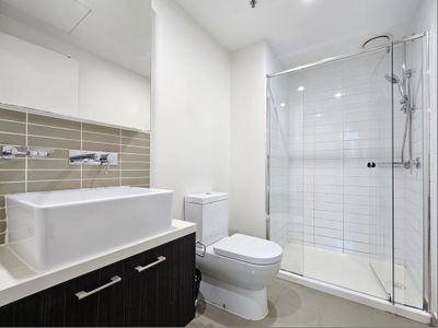 307 / 8 Sutherland Street, Melbourne