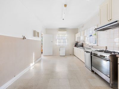 10 Albion Street, Kingsville