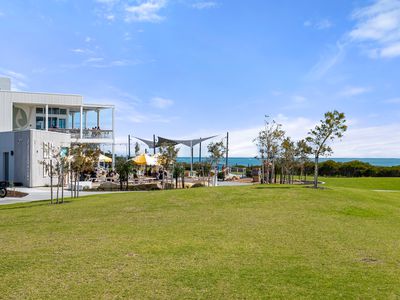 10 Gunwale Avenue, Port Kennedy