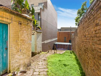 12 Sparkes Street, Camperdown