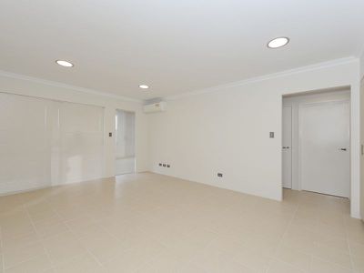 14 / 1 Elsbury Approach, Clarkson