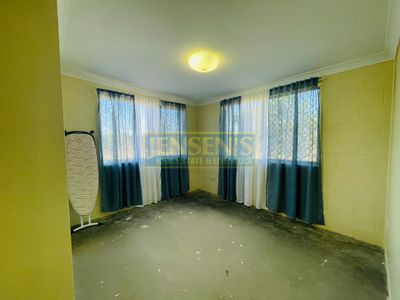 46 Old Dalrymple Road, Toll