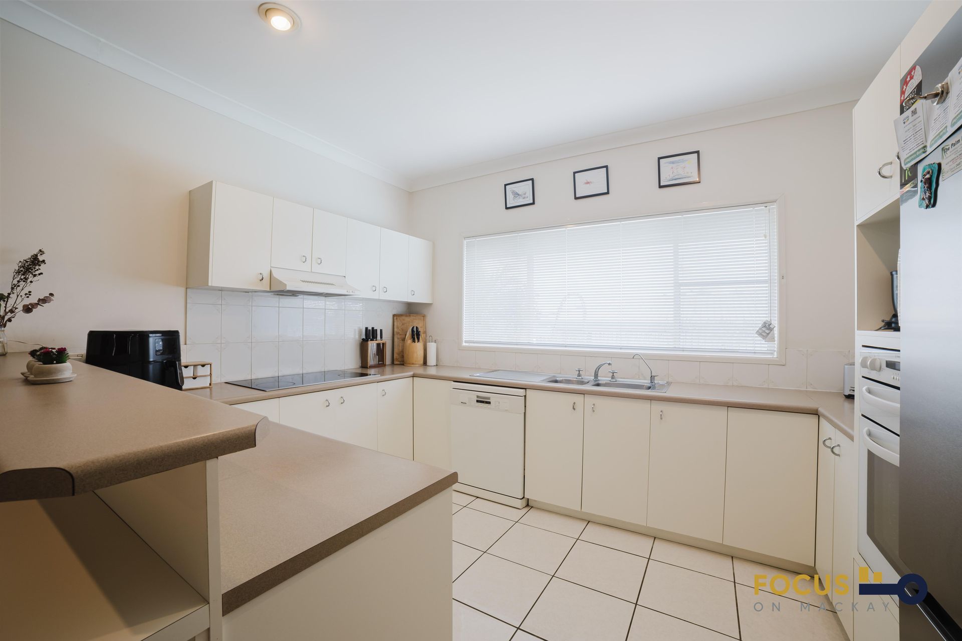 26 Bradman Drive, Glenella