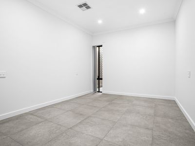 8C Stanmore Ct, Lynwood