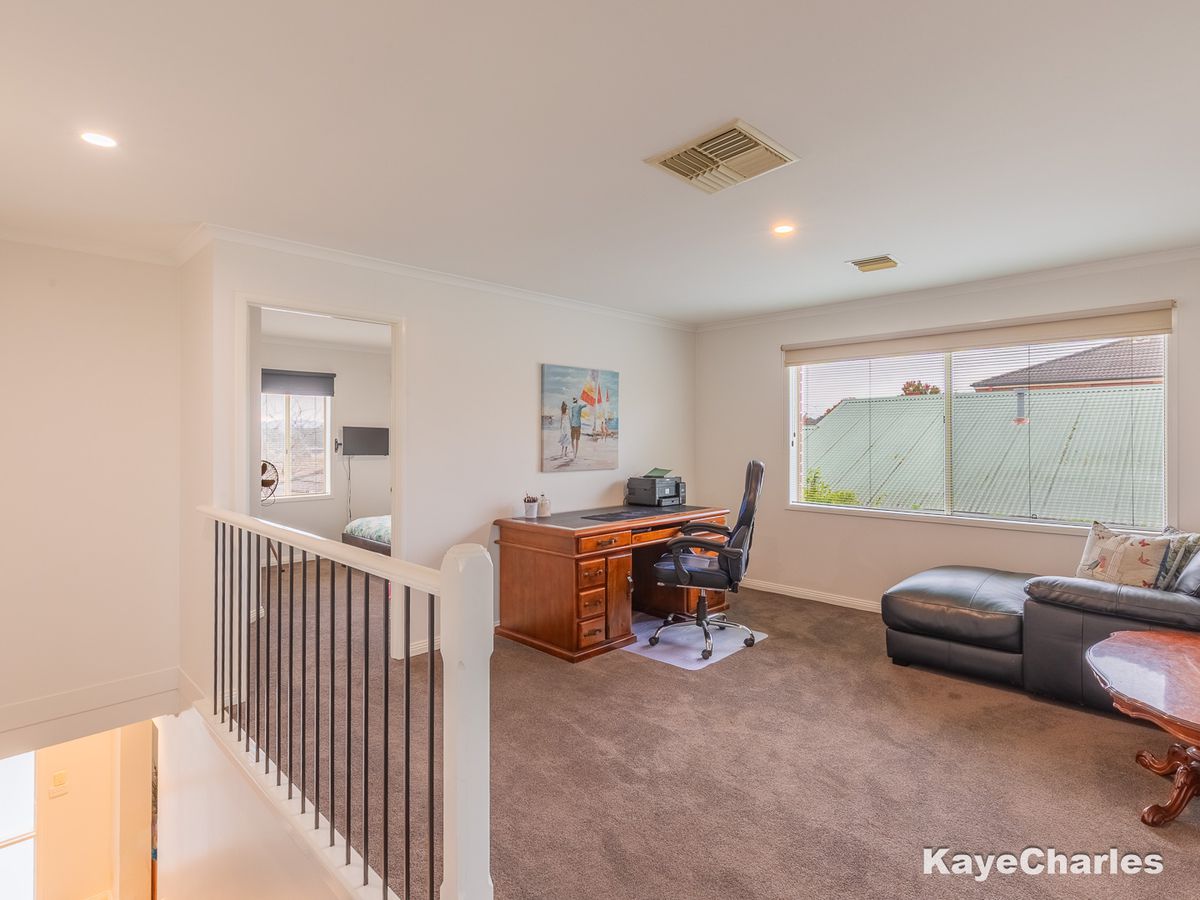 16 Highton Court, Beaconsfield