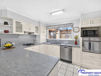 6 Glenview Crescent, Frankston