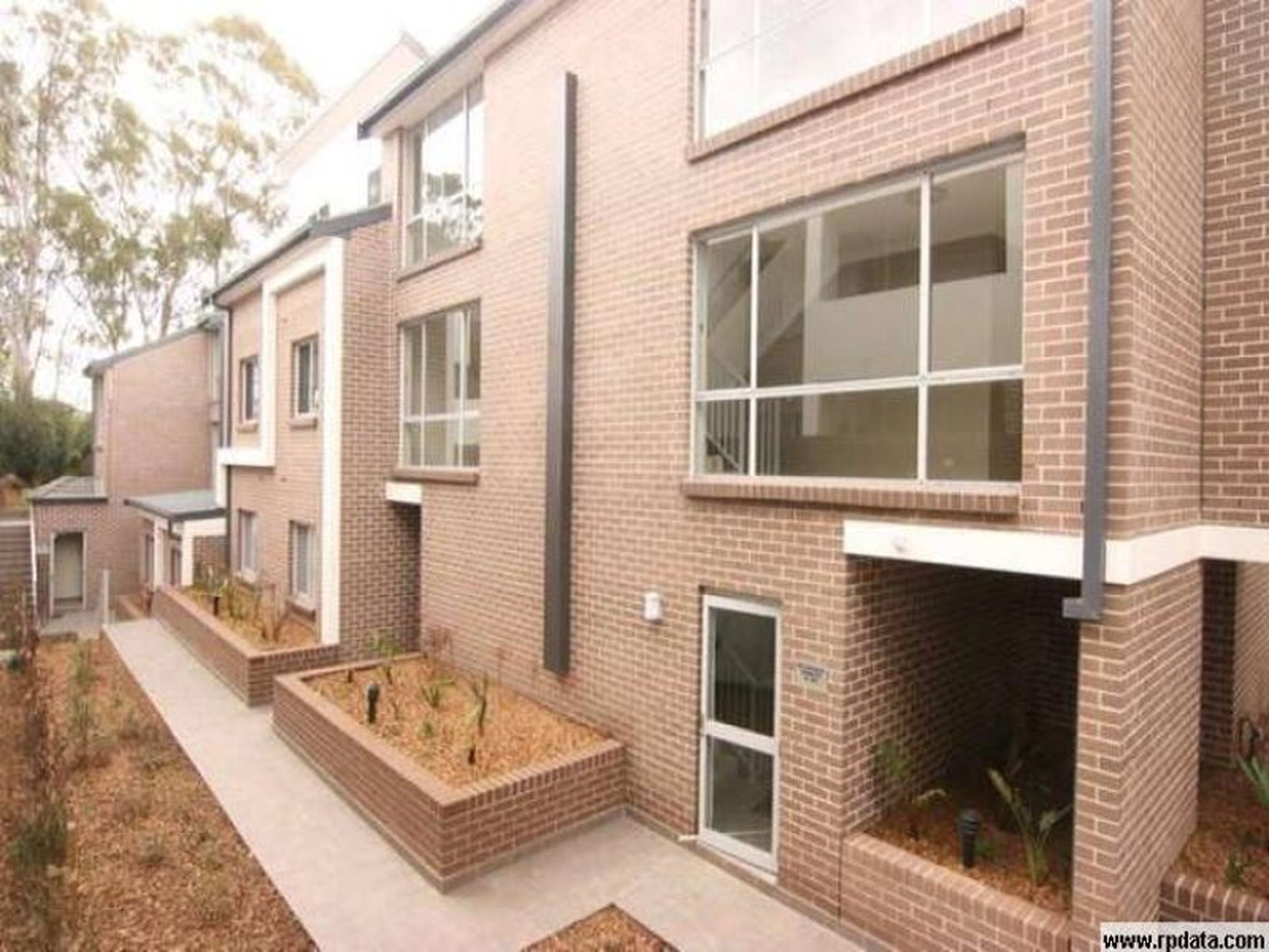 32 / 13-19 Robert Street, PENRITH