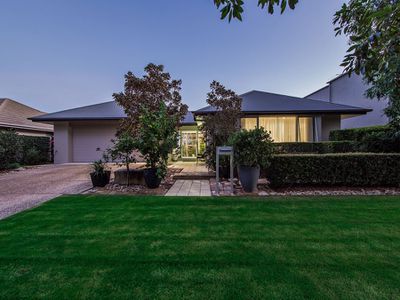 13 Margaret Crescent, Wakerley