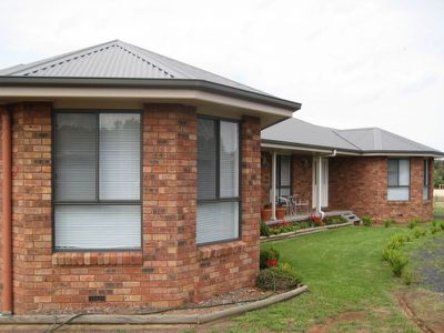 35R Debeaufort Drive, Dubbo