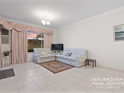 9 Mcpherson Avenue, Noranda