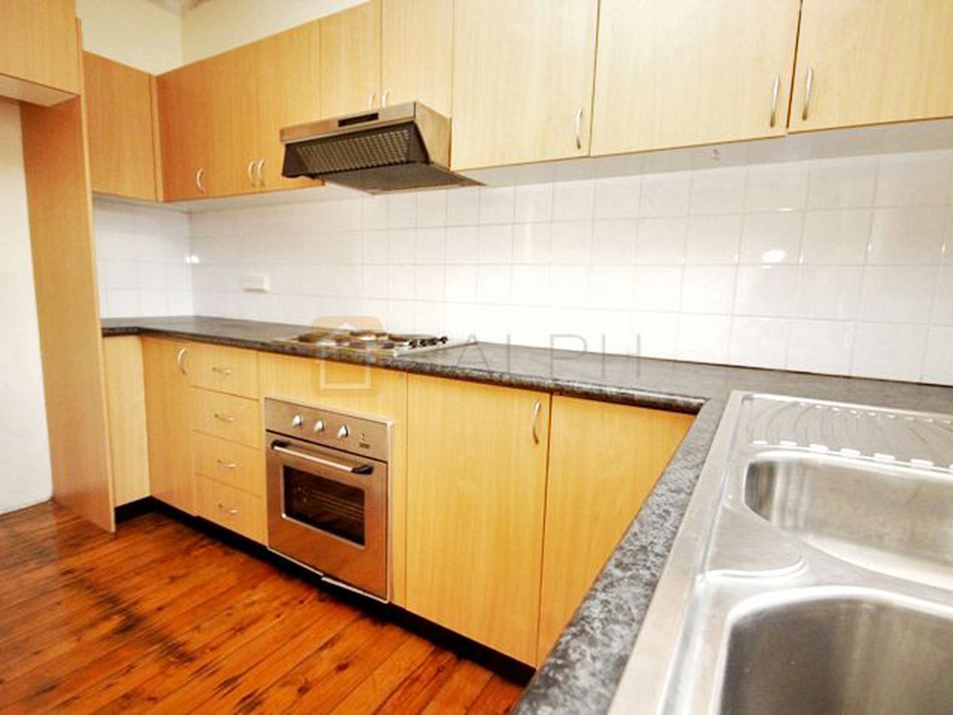 1 / 11 Ferguson Avenue, Wiley Park