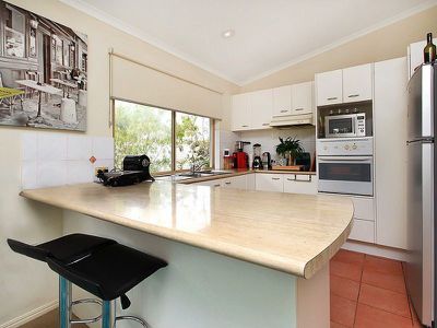 2 / 2 Sunseeker Place, Noosaville