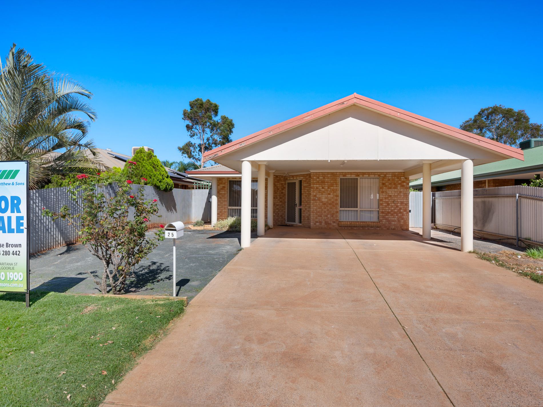 25 Crowley Gardens, Somerville