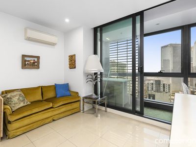 2501 / 8 Sutherland Street, Melbourne