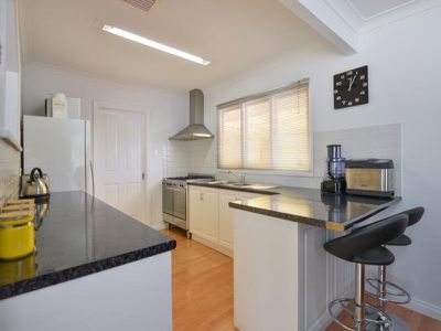 122 Lyall Street, Lamington