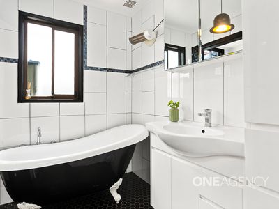 4 Barton Street, Oak Flats