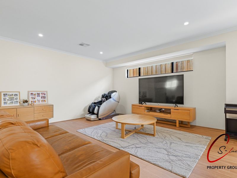 10 Iwasaki Crest, Ellenbrook