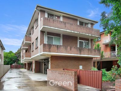 5 / 16 Henry Street, Parramatta