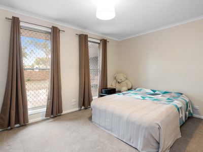 171 Varden Street, Piccadilly