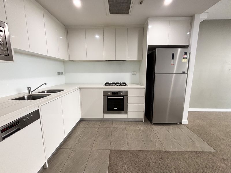 718 / 21 Porter Street, Ryde