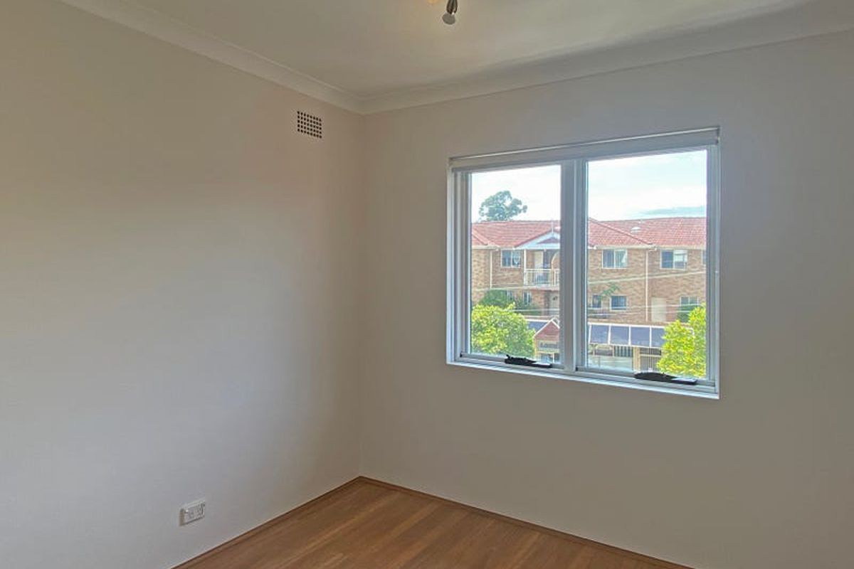 6 / 74A Queen Street, Concord West