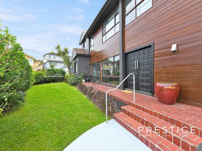 44 Highclere Avenue, Banksia