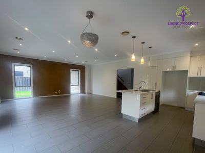 57 Sanctuary Lakes East Boulevard, Point Cook