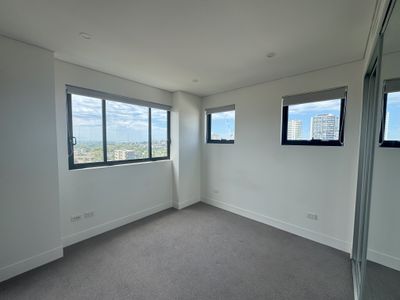 606 / 17 Loftus Street, Wollongong