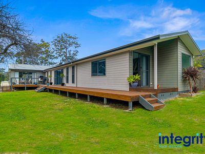 9 Sheeran Street, Old Erowal Bay