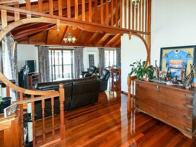 2 Tradewind Close, River Heads