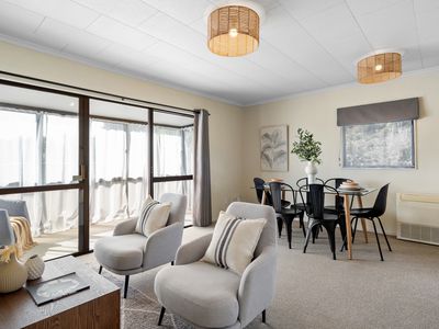 2 Brydon Way, The Wood