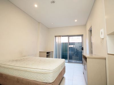 4 / 10 Macdonald Street, Lakemba