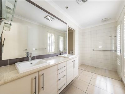 7 Carnavon Street, Cranbourne East