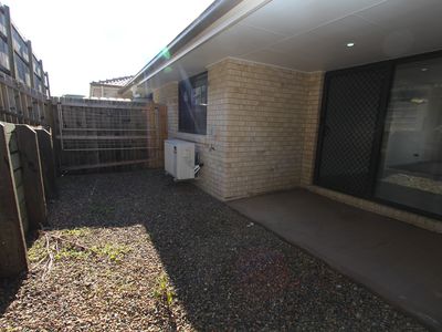 2 / 2 Osprey Court, Lowood