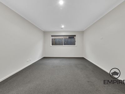 24 Sikes Road, Clyde North