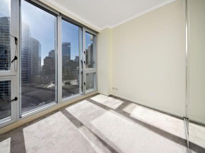 285 / 298-304 Sussex St, Sydney