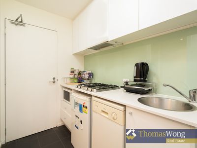 107 / 484 Elgar Road, Box Hill