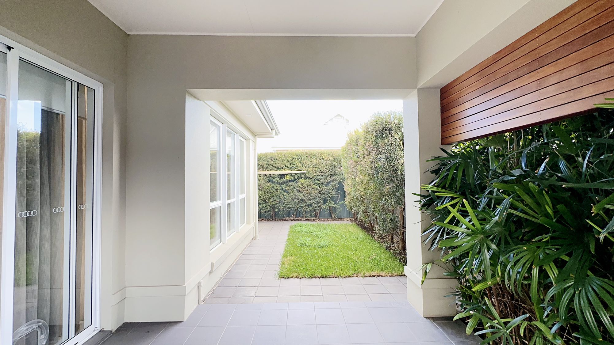 2A Randolph Avenue, Parkside