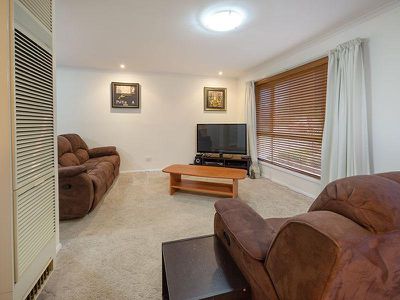 6 AZURE DRIVE, Wodonga