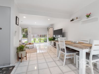18 / 27 Rain Tree Glen, Coombabah