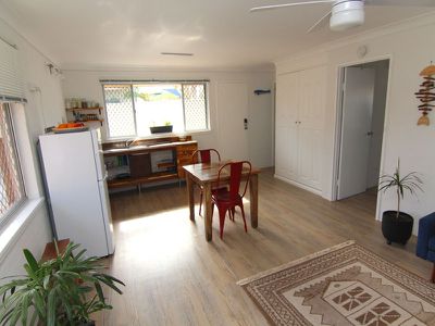 8 / 48 Short Street, Forster