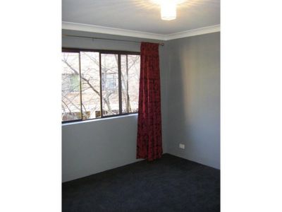 11 / 2-4 Hindmarsh Avenue, North Wollongong