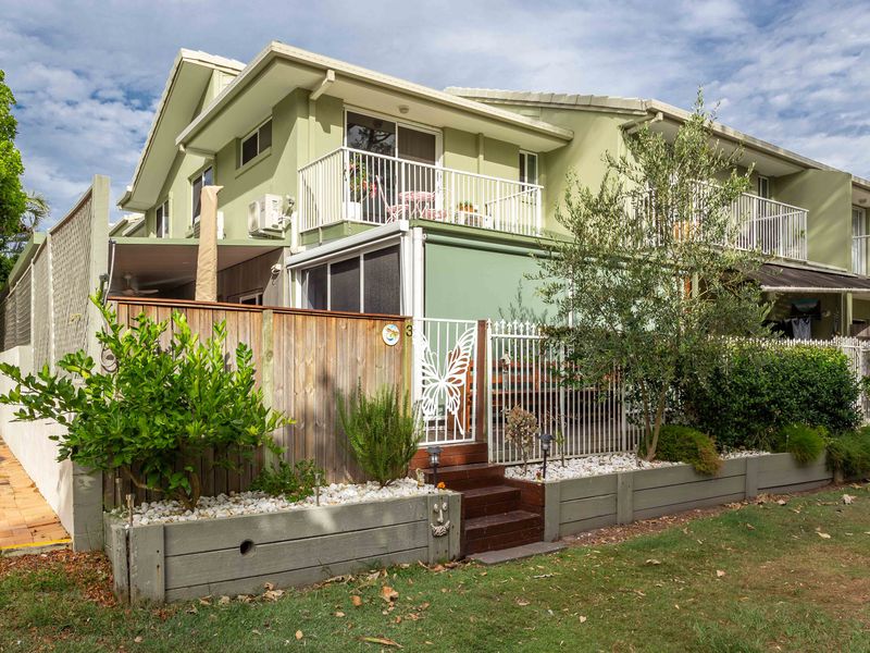 unit 3 / 30 Memorial Avenue, Maroochydore Cotton Tree Real Estate