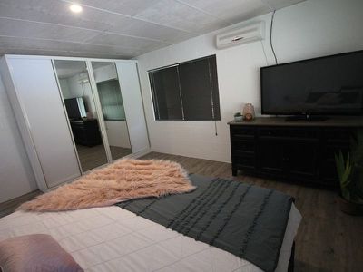 5 Princess Close, Richmond Hill