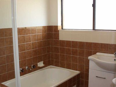 7 / 40 Little Street, Forster