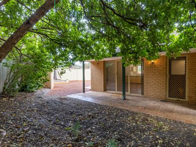 7 / 11 Stott Close, Armadale